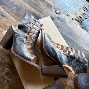 Black Bedstu Occam Heels size 9, Brand New